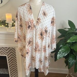 Maurices Polka Dot Floral Komo